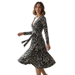 Diane Von Furstenberg Target Wrap Midi Dress XS Deep Plunge Sea Spots Stretchy